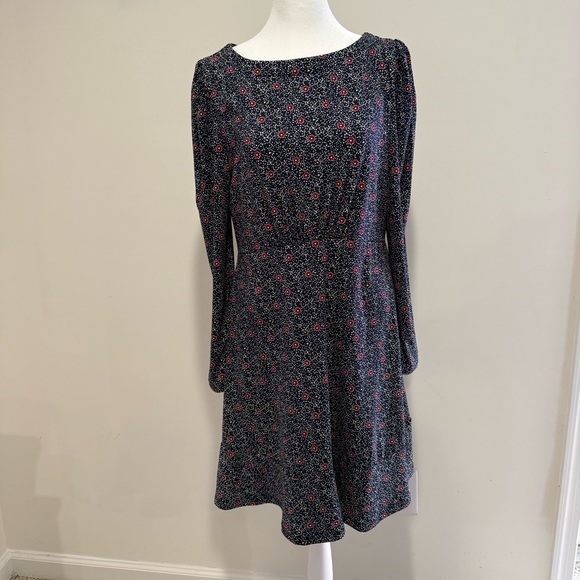 LOFT Dresses & Skirts - LOFT fit & flare flounce dress in size 8